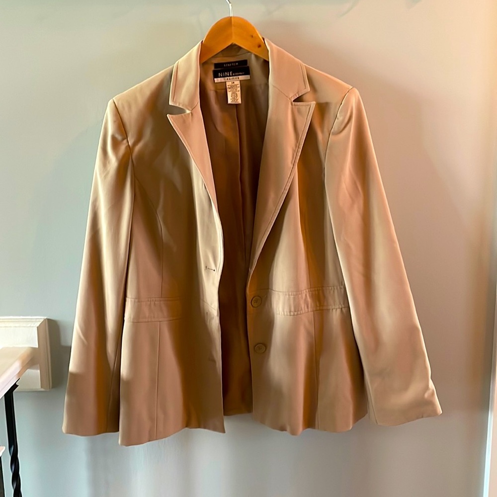 Nine & Co stretch blazer, size 14